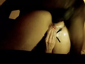 Francine Dee Ayna Önünde Masturbates