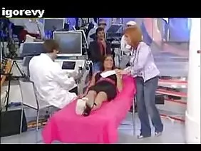 Kendini orgazm için getiriyor