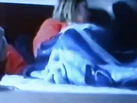 Göğüsleri yumuşak, esnek ve elastik toplar gibidir.