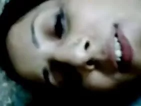 Yaşlı manda genç ile tumbles