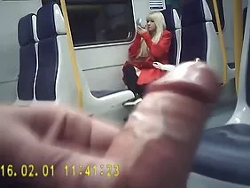 Transuha, havalı cutie'nin hoş vizonundaki ışığa baktı